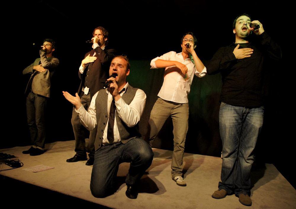 Unduzo im "Wohnzimmer" der Kulturkommode